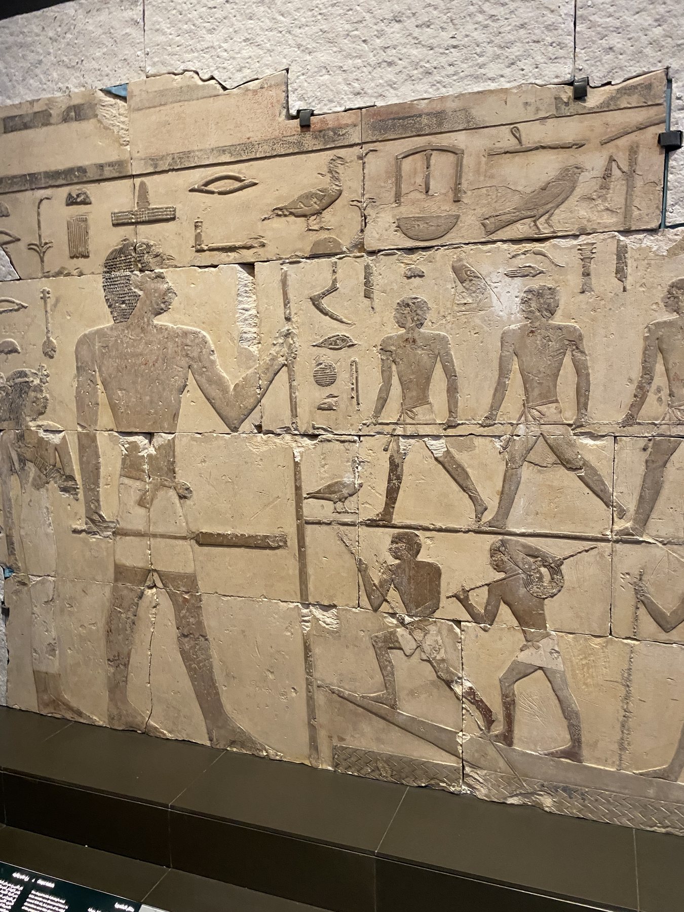 2025 11 04 15 08 21