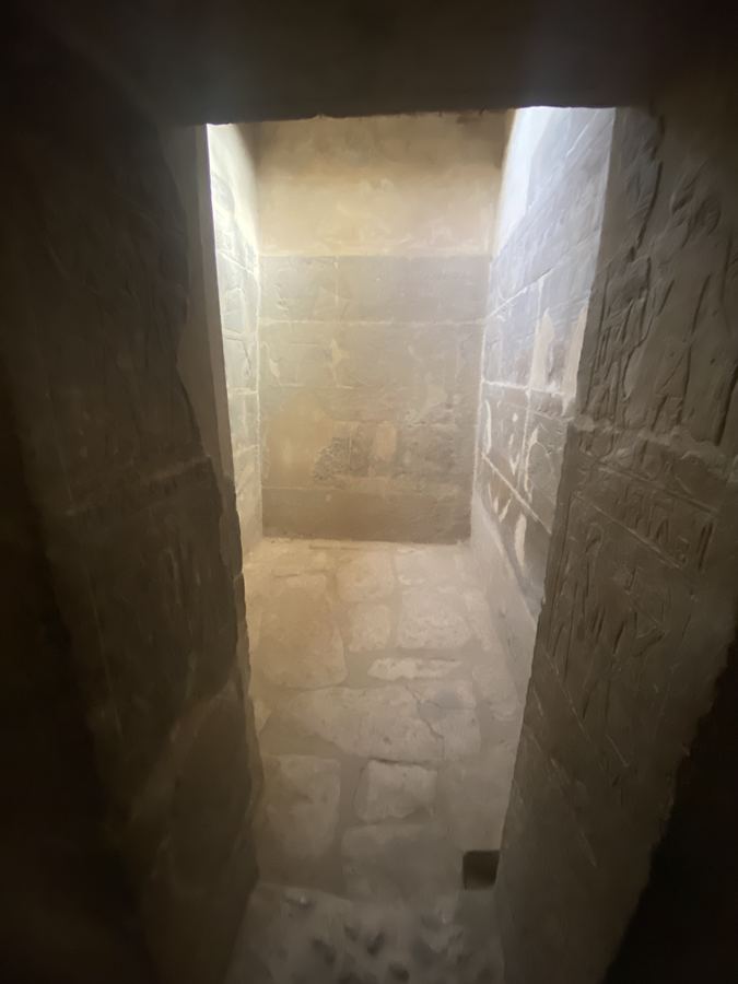 2025 11 05 12 37 09