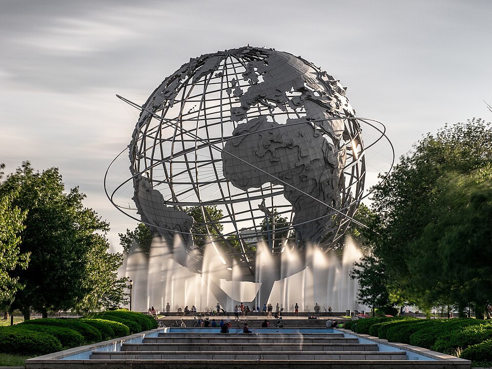 The Unisphere fountains — water contained within the sphere's basin