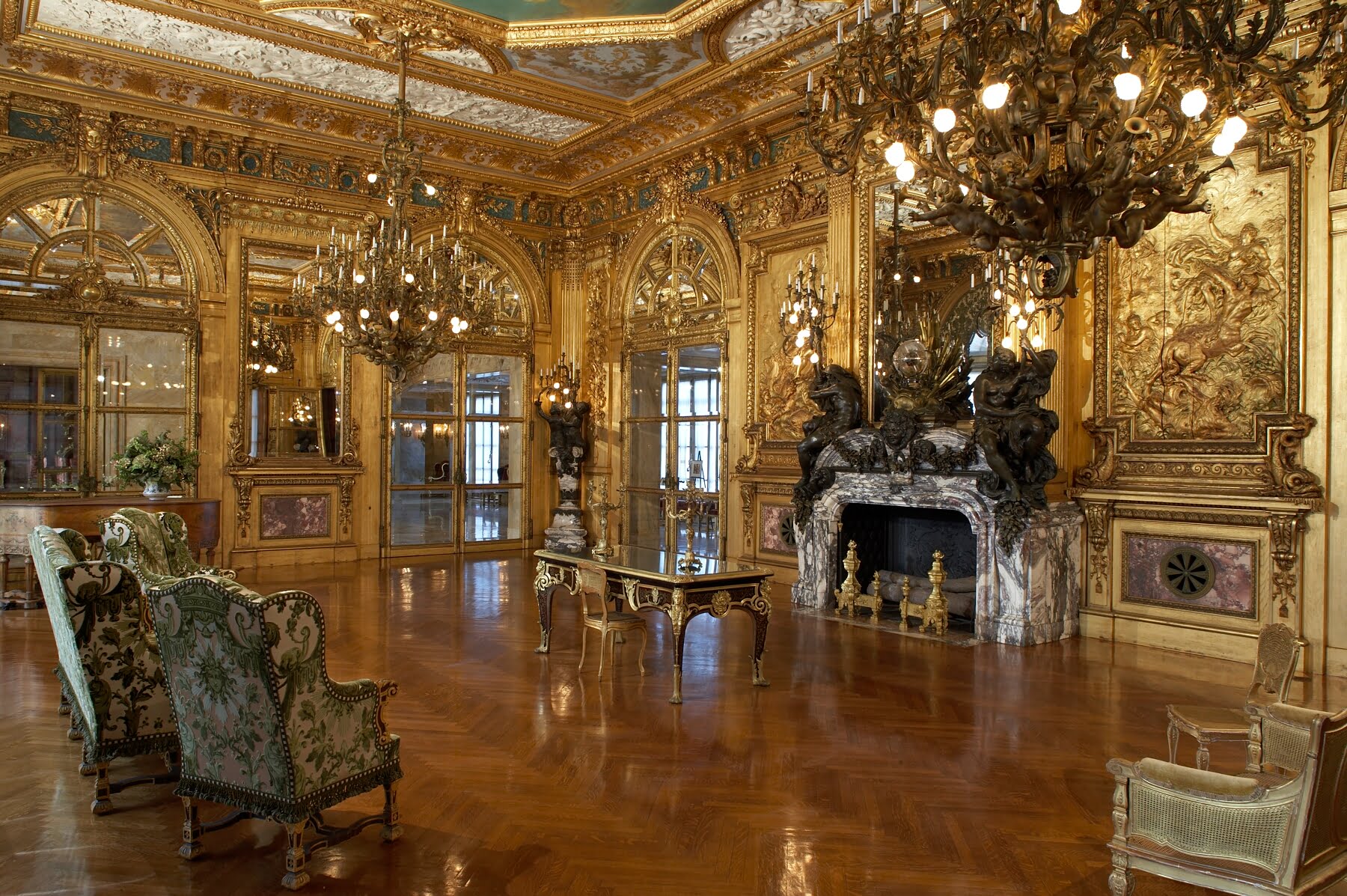 Ornate Gold Baroque Palace Room
